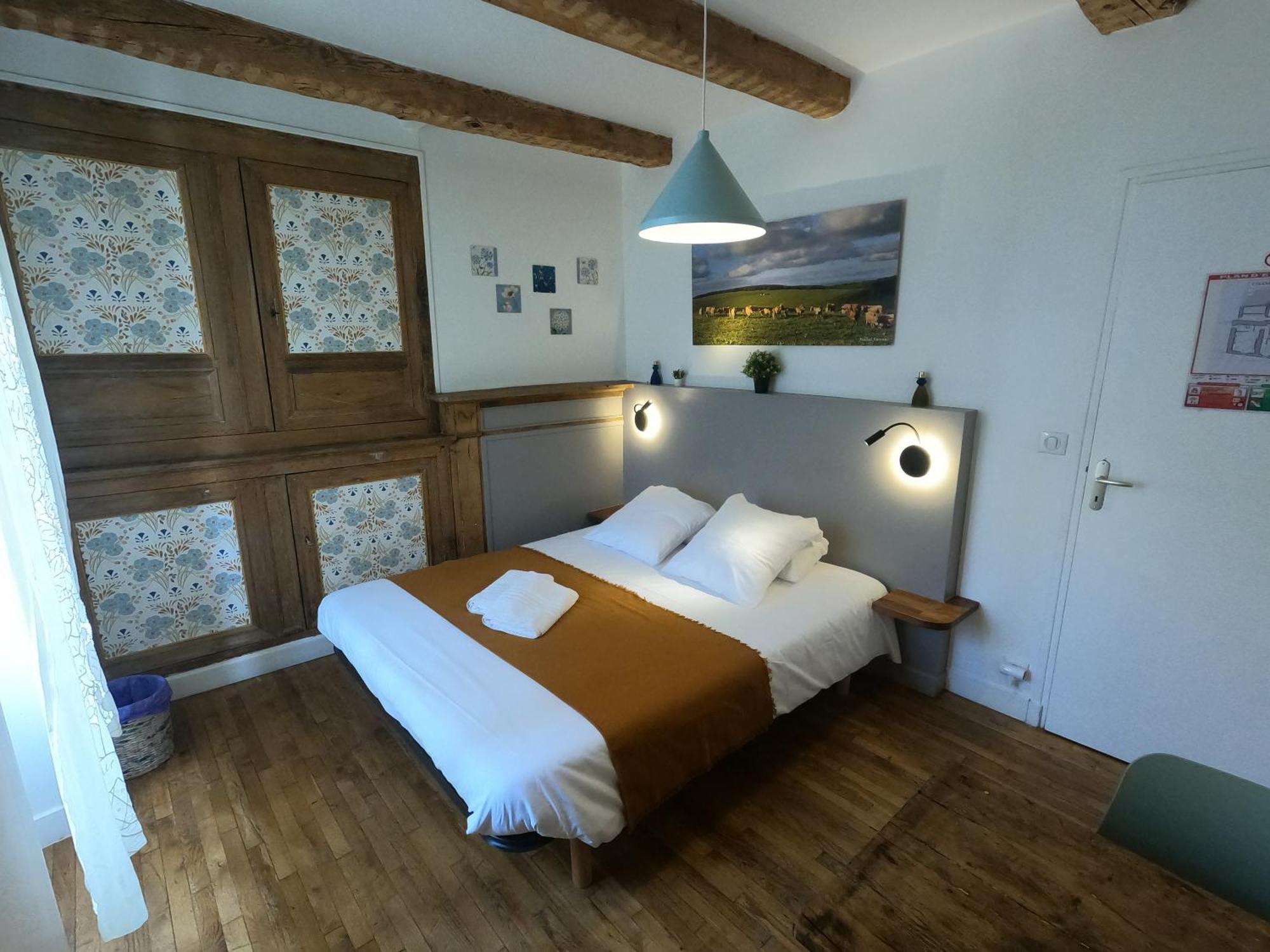 La Maison - Hotel & Gite Лагиол Екстериор снимка